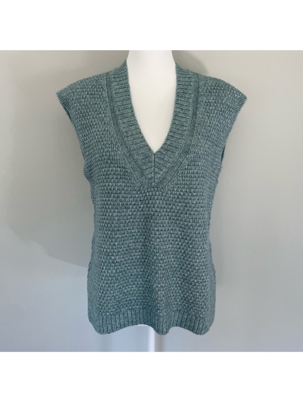 J. Jill Seafoam V-Neck Knit Sweater Vest